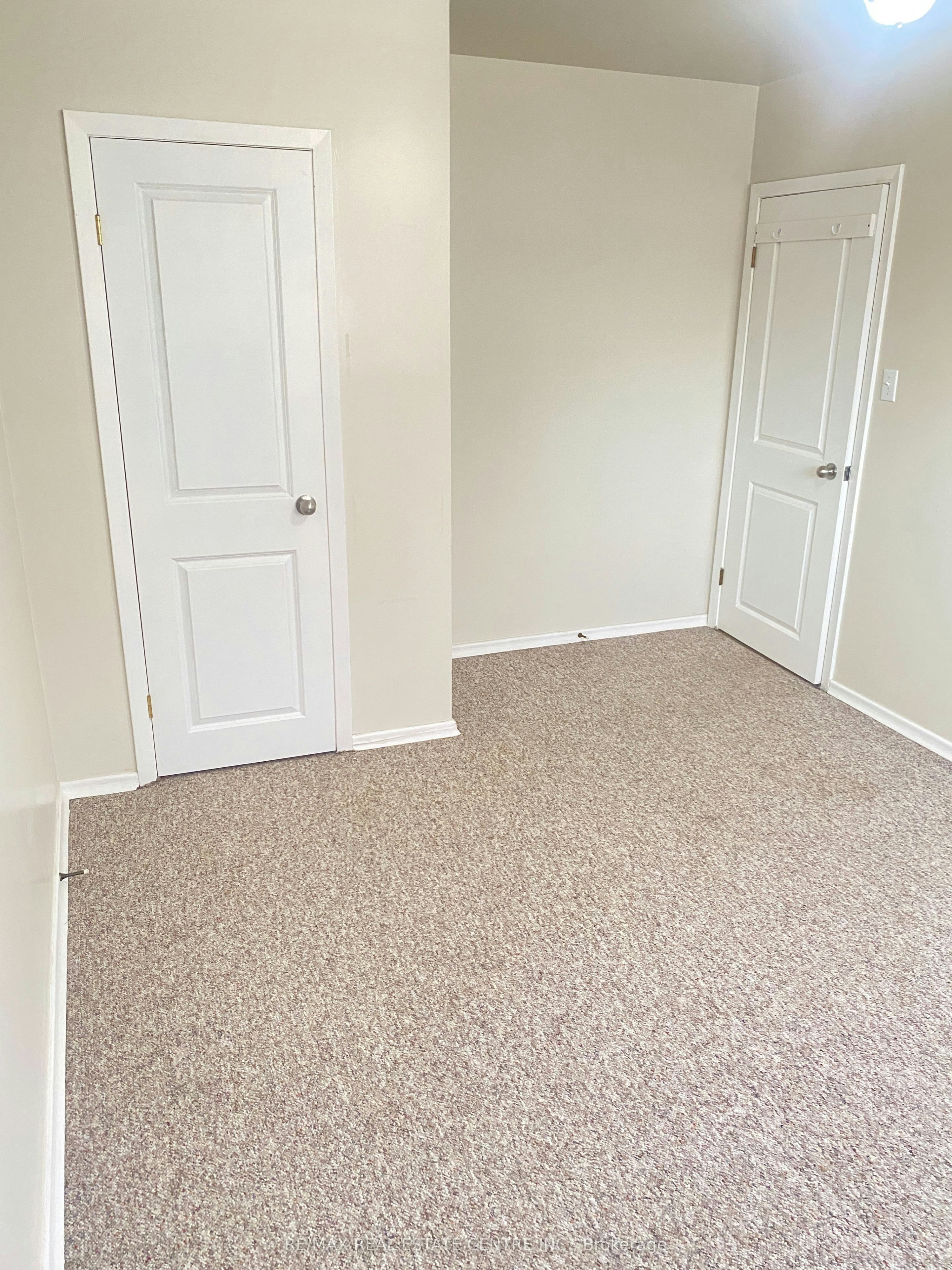 3-11 Southdale Avenue, Kitchener, ON, N2M 3V4 - 11