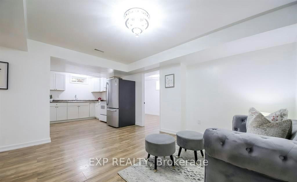6373 St Michael Avenue, Niagara Falls, ON, L2H 0C7 - 6
