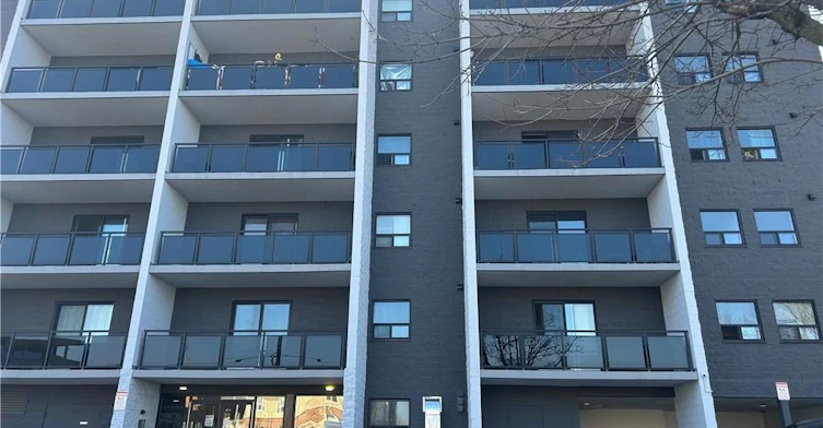 601-4422 Huron Street, Niagara Falls, ON, L2E 7C8 - 8