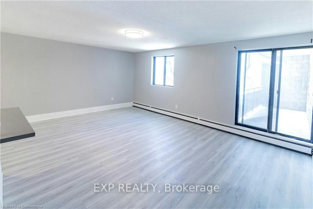 601-4422 Huron Street, Niagara Falls, ON, L2E 7C8 - 4