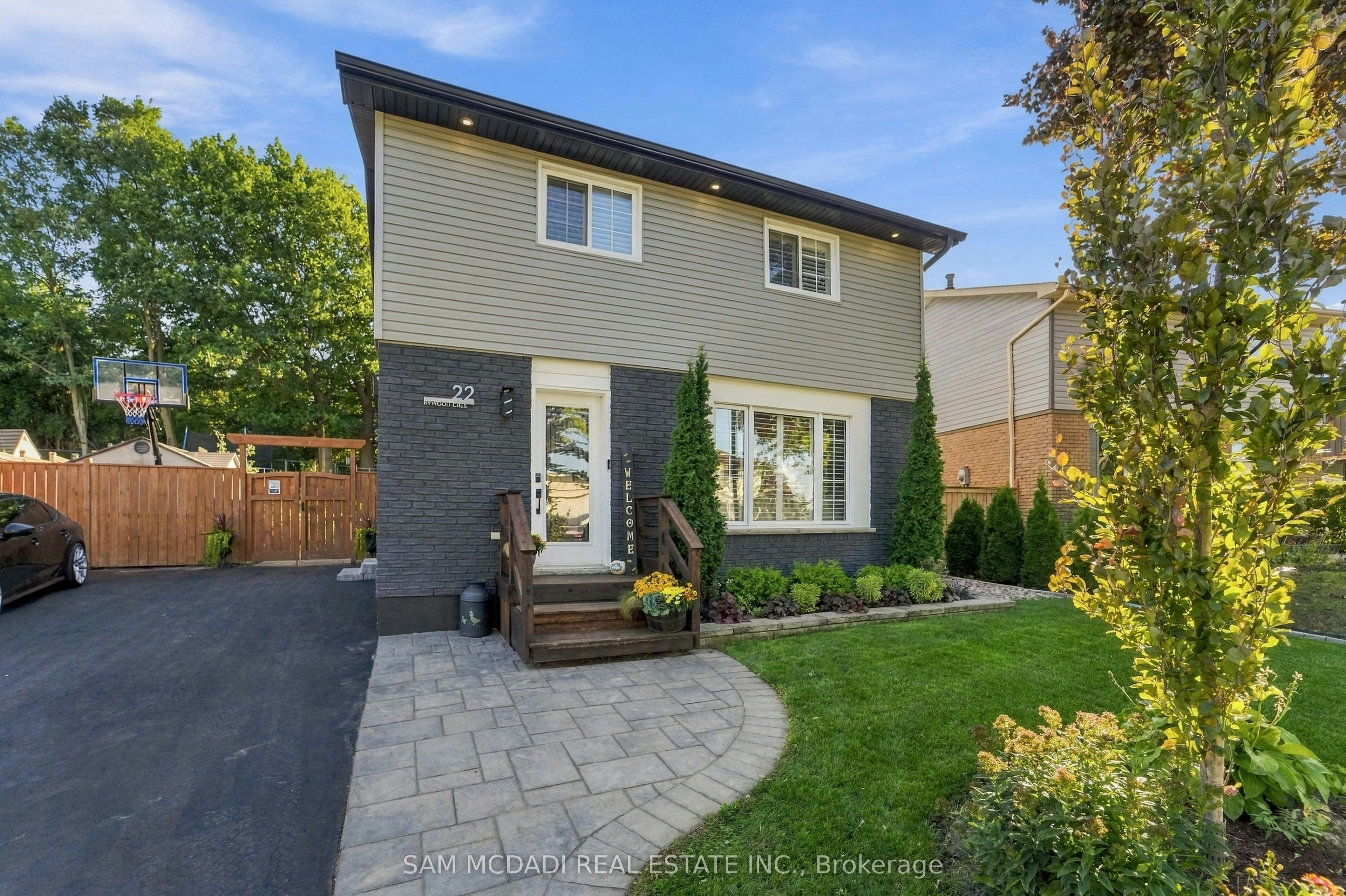22 Bywood Crescent, Hamilton, ON, L8J 1G8