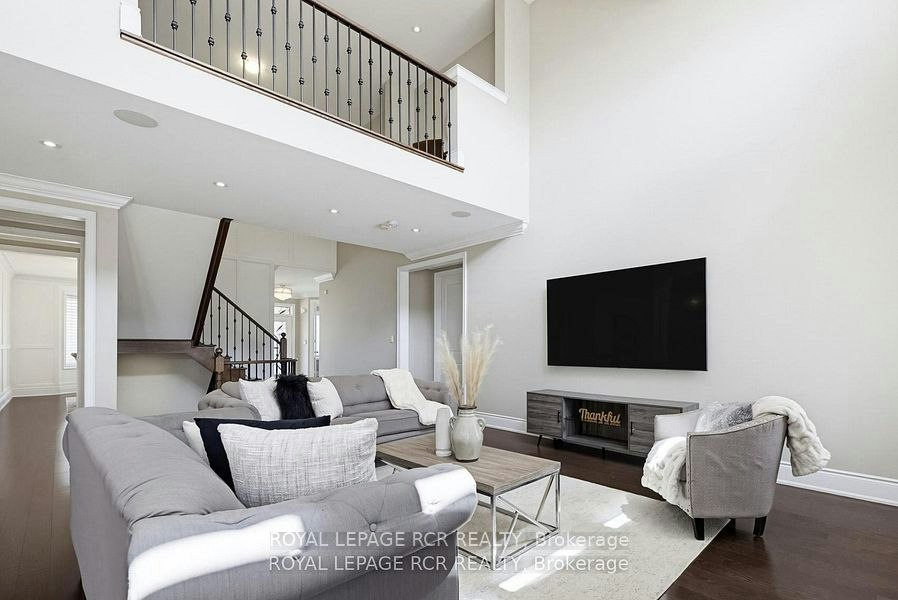 19 Skelton Street, Mono, ON, L9W 6W9 - 19