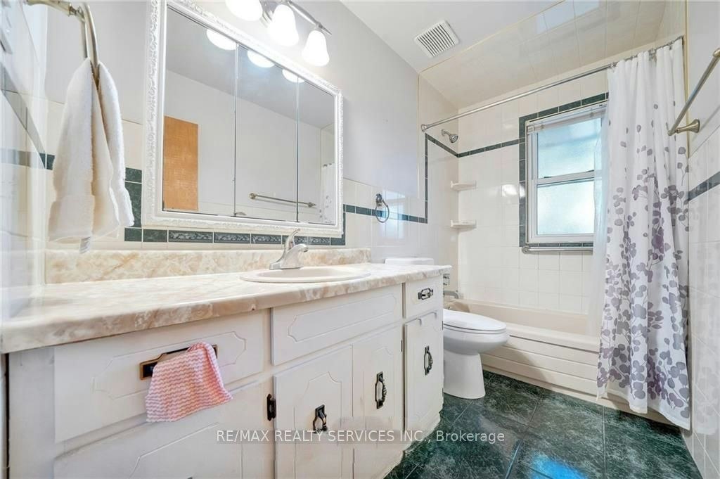 MAIN-68 Rymal Road E, Hamilton, ON, L9B 1C1 - 18
