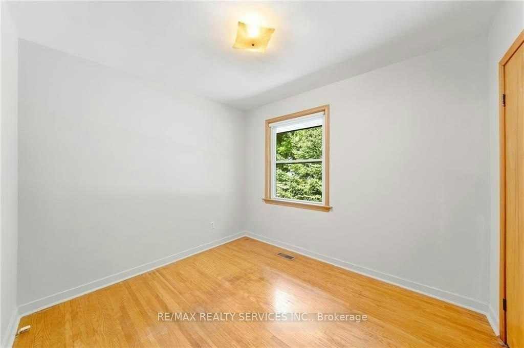 MAIN-68 Rymal Road E, Hamilton, ON, L9B 1C1 - 17