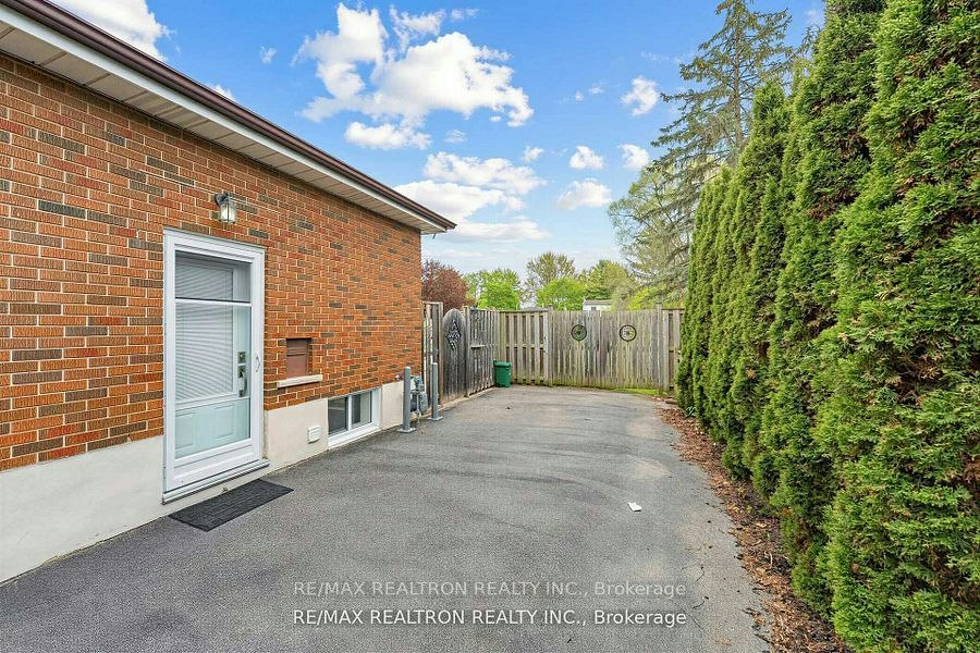 42 Charles Street, Brantford, ON, N3T 1B3 - 28