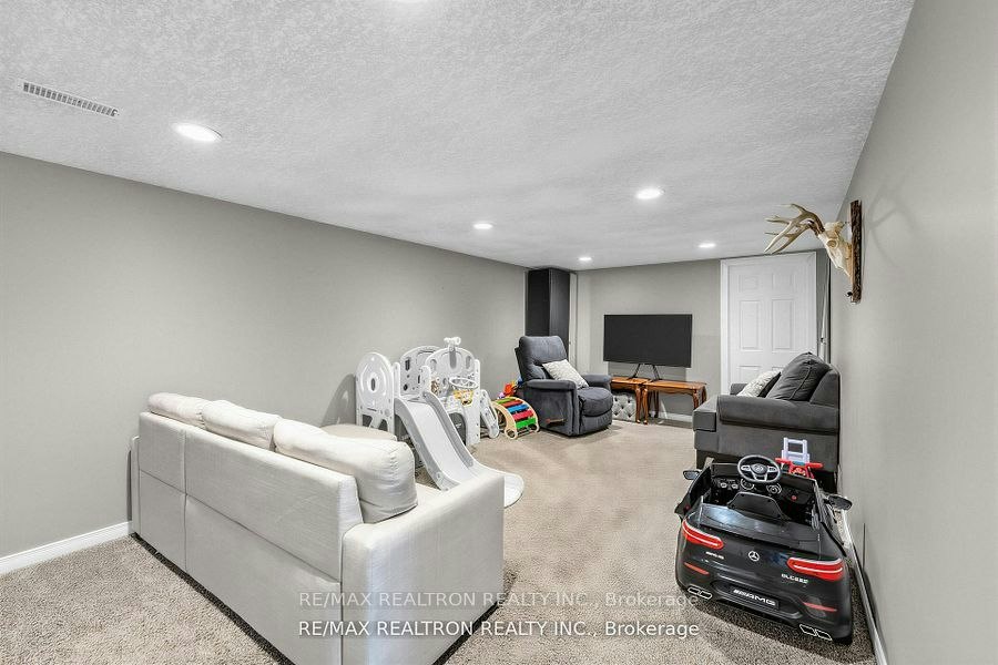 42 Charles Street, Brantford, ON, N3T 1B3 - 21