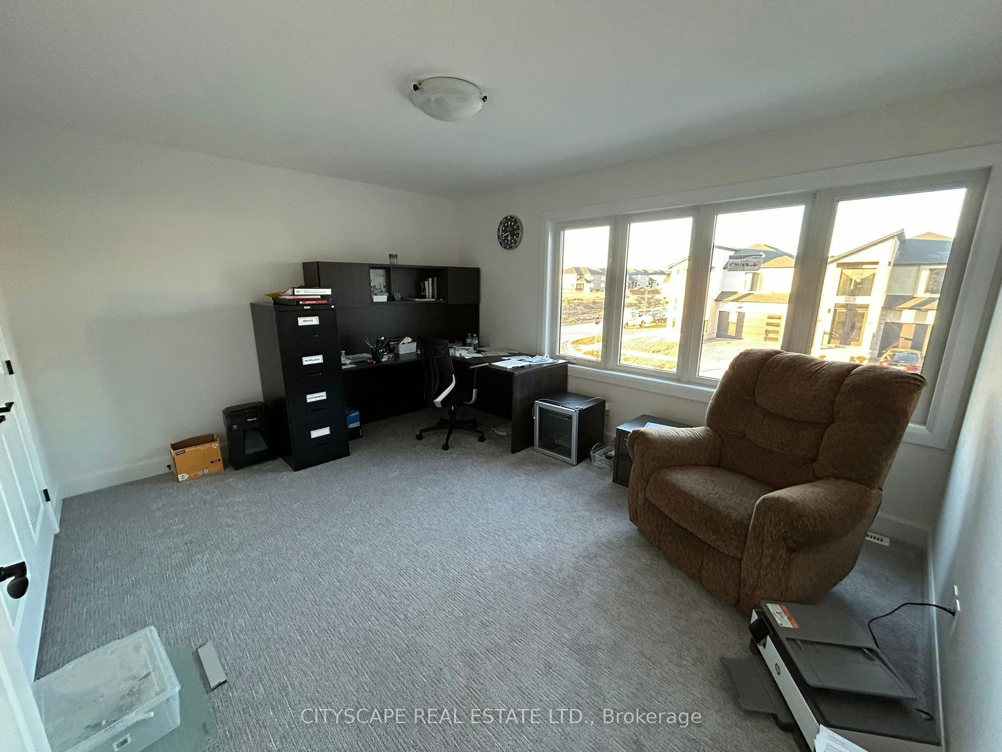 3821 Ayrshire Avenue, London, ON, N6B 1W3 - 10
