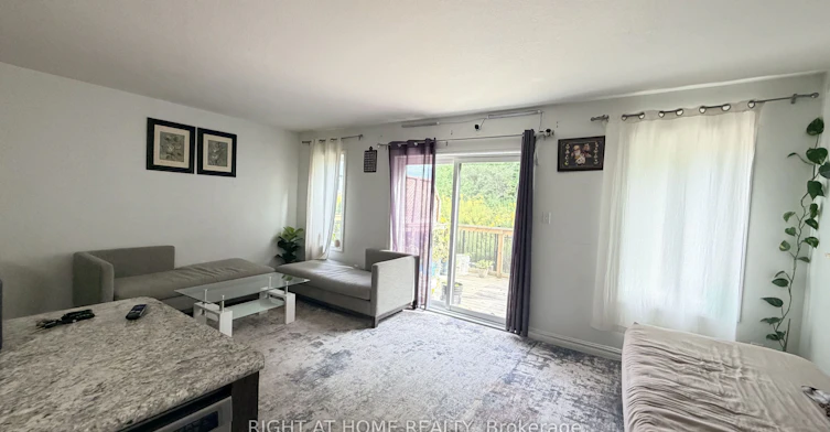 71 Woodedge Circle, Kitchener, ON, N3P 0R8 - 4