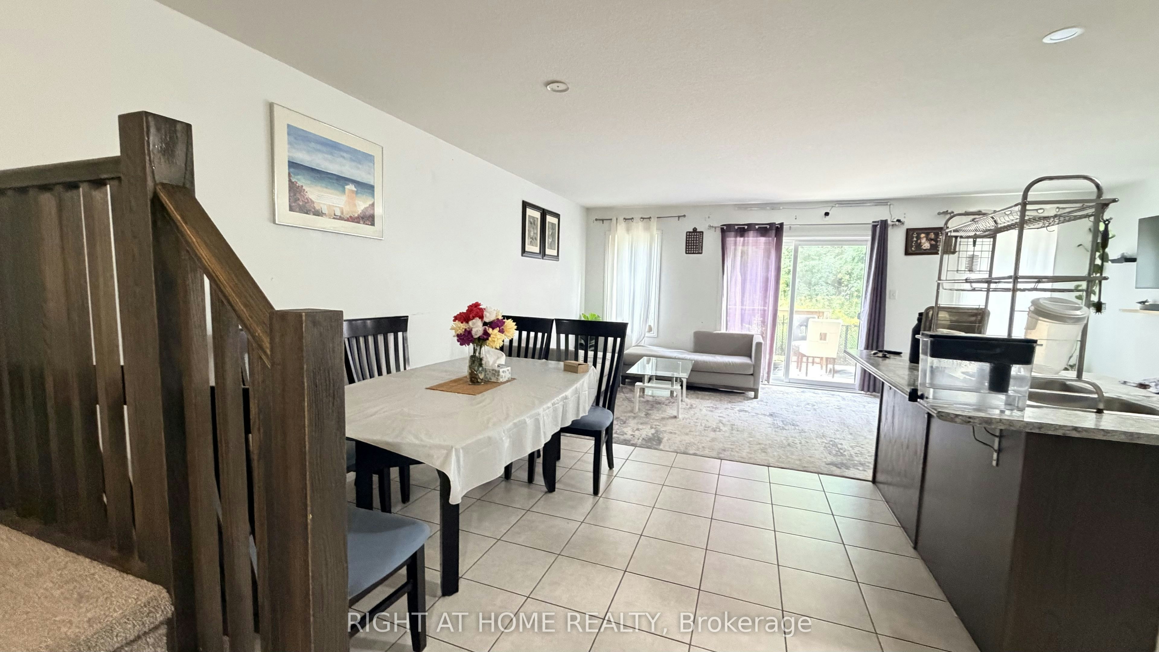 71 Woodedge Circle, Kitchener, ON, N3P 0R8 - 7