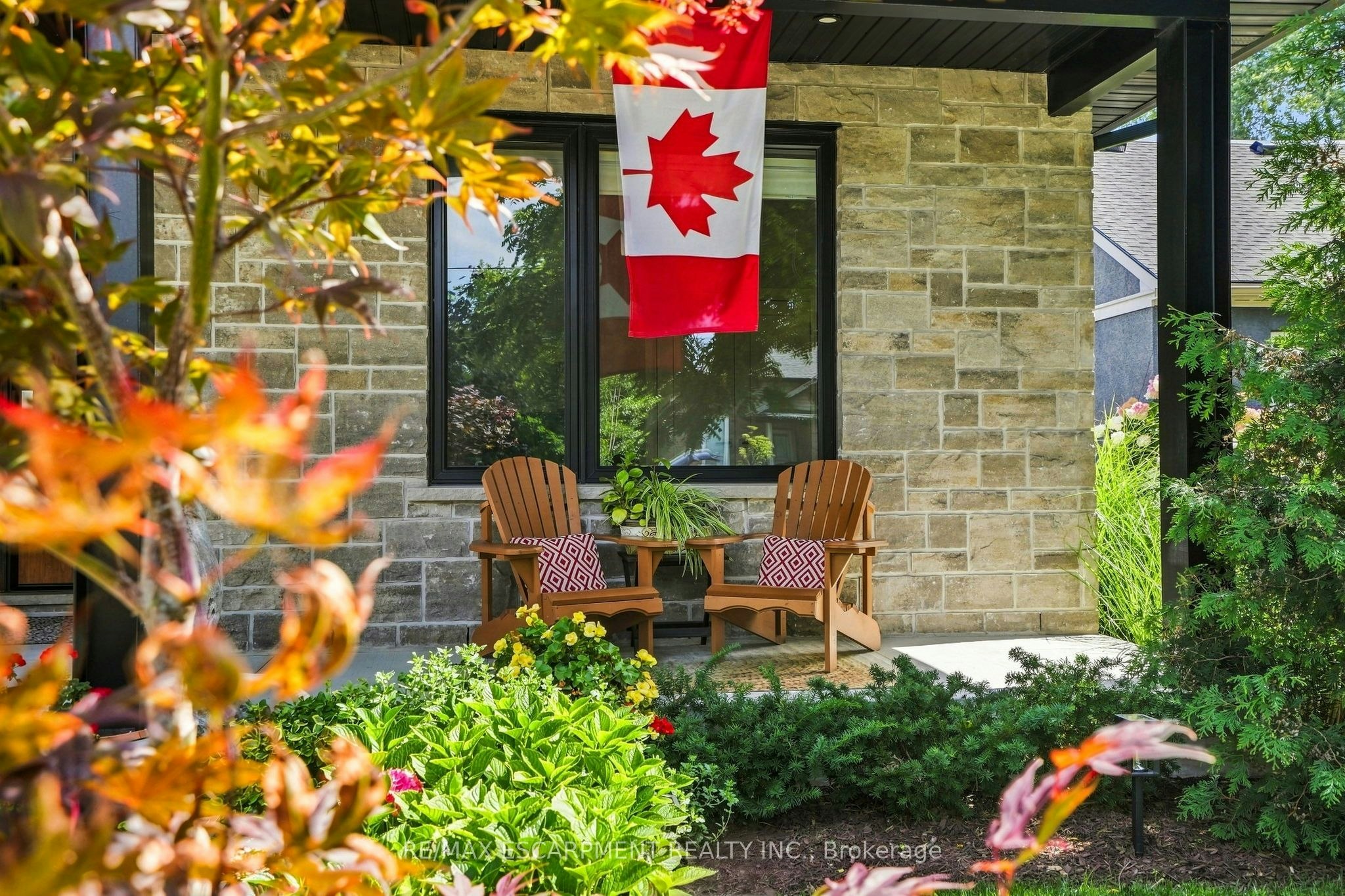42 Carlton Avenue, Welland, ON, L3C 1P9 - 3