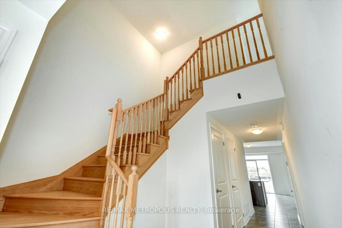 78 Hillcroft Way, Kawartha Lakes, ON, K0M 1A0 - 16