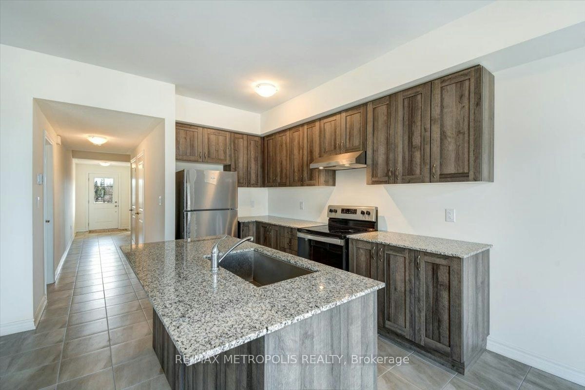 78 Hillcroft Way, Kawartha Lakes, ON, K0M 1A0 - 7