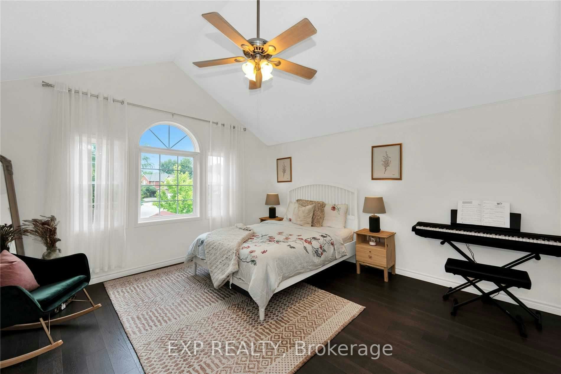 166 Kovac Road, Cambridge, ON, N1R 7V8 - 12