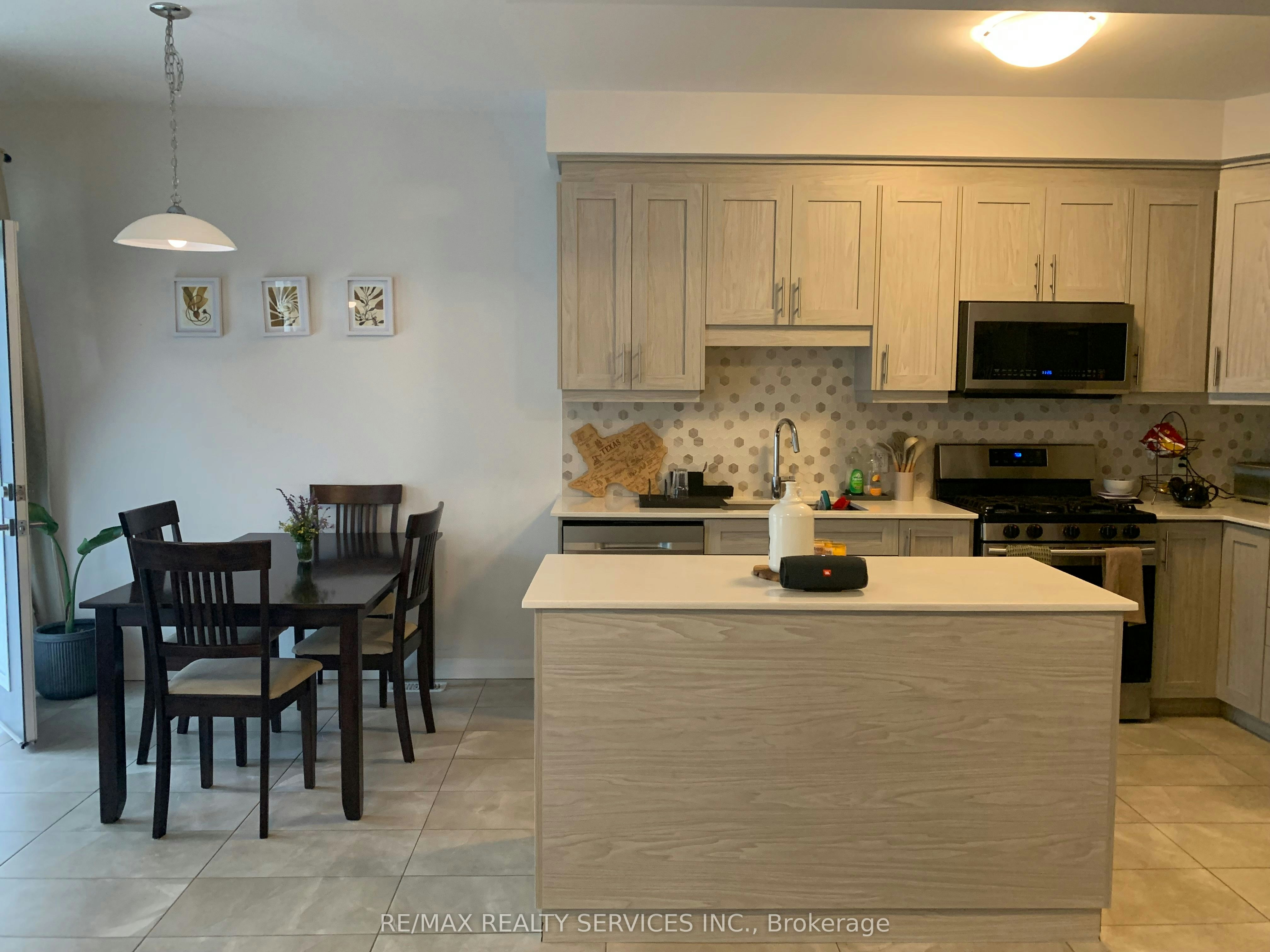 6 Shay Lane, Hamilton, ON, L9G 3K9 - 4