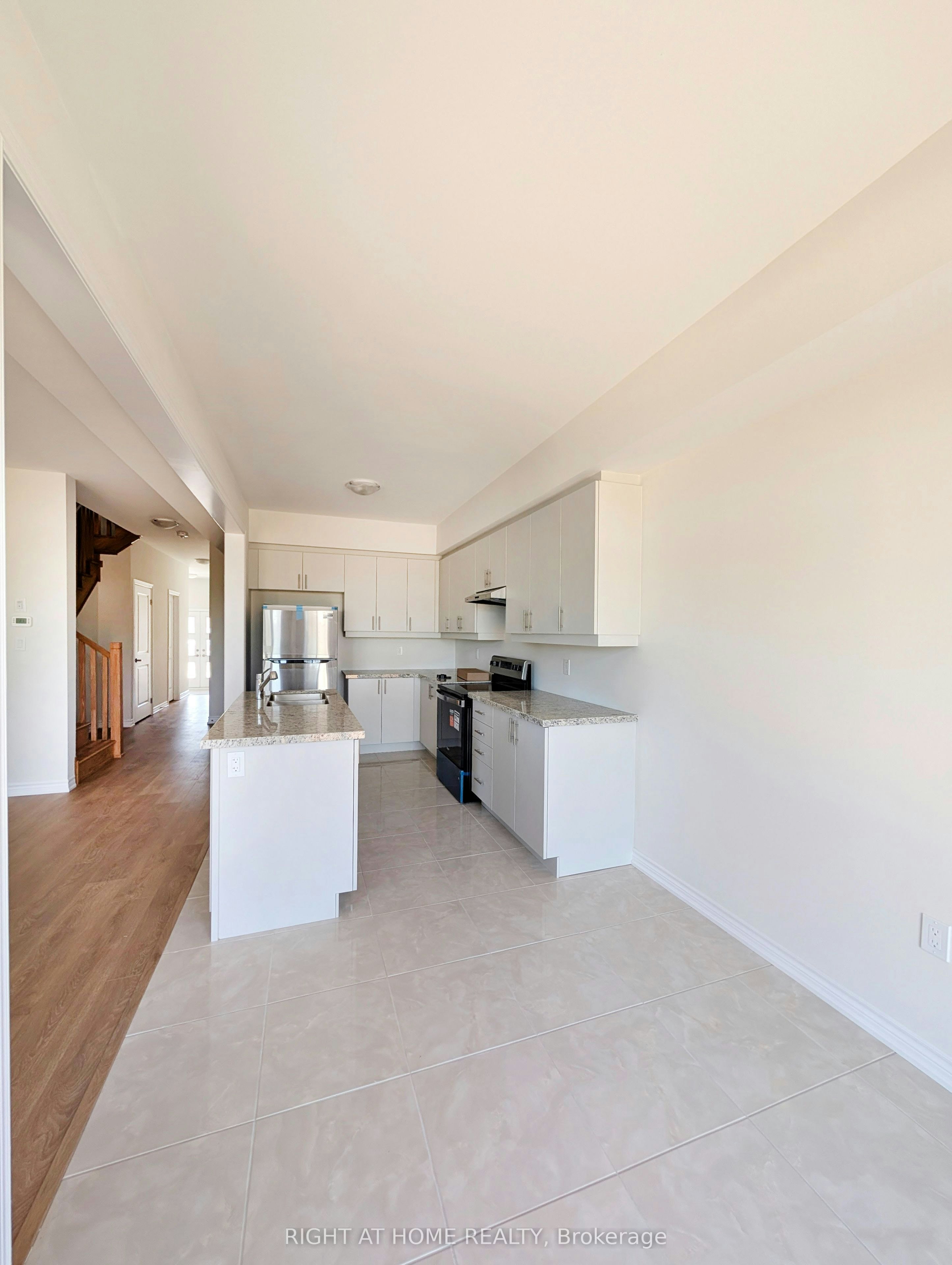 1052 Periwinkle Crescent, Woodstock, ON, N4S 7W2 - 20