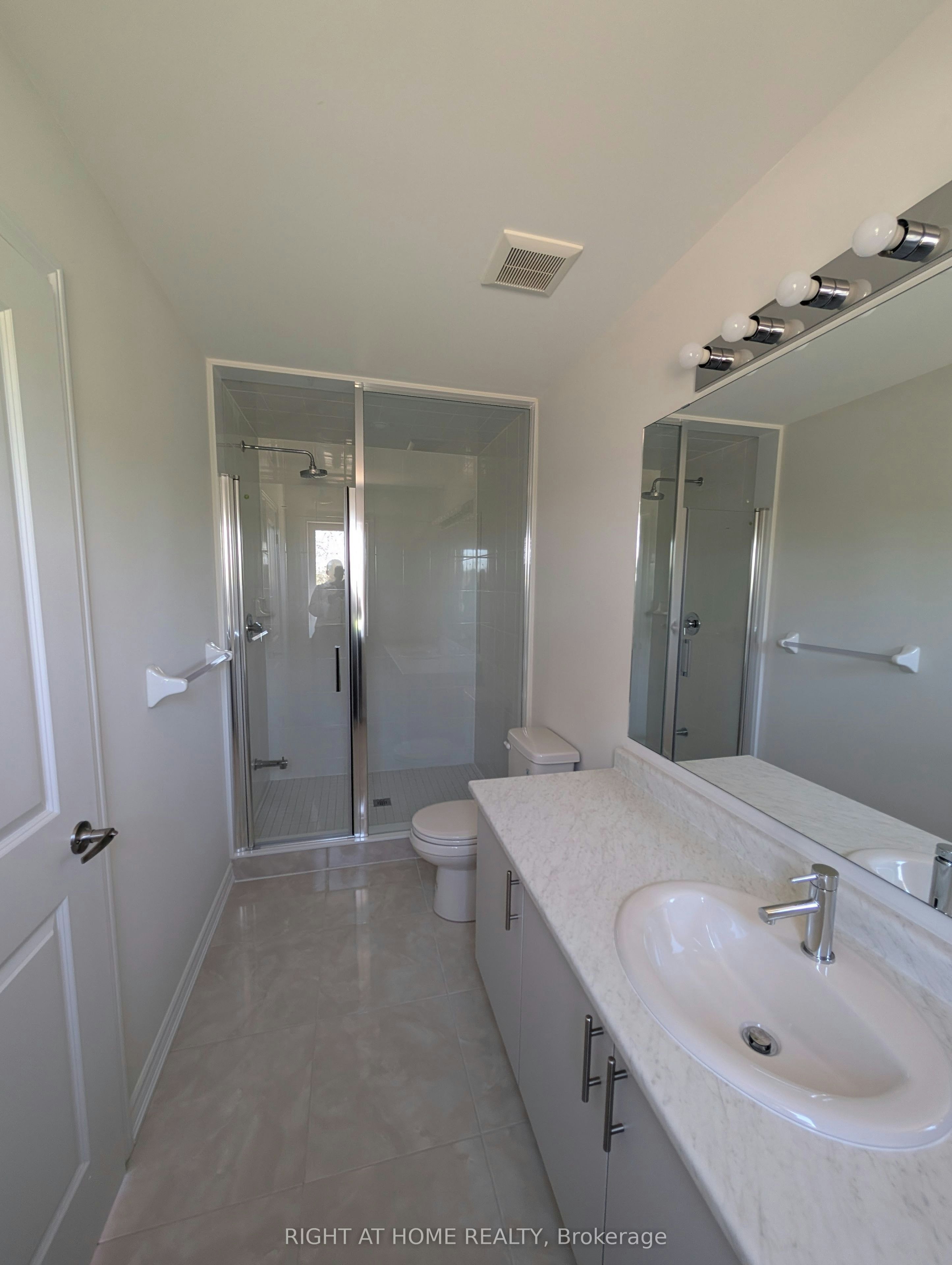 1052 Periwinkle Crescent, Woodstock, ON, N4S 7W2 - 9