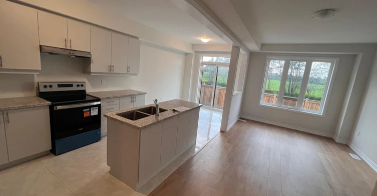 1052 Periwinkle Crescent, Woodstock, ON, N4S 7W2 - 4