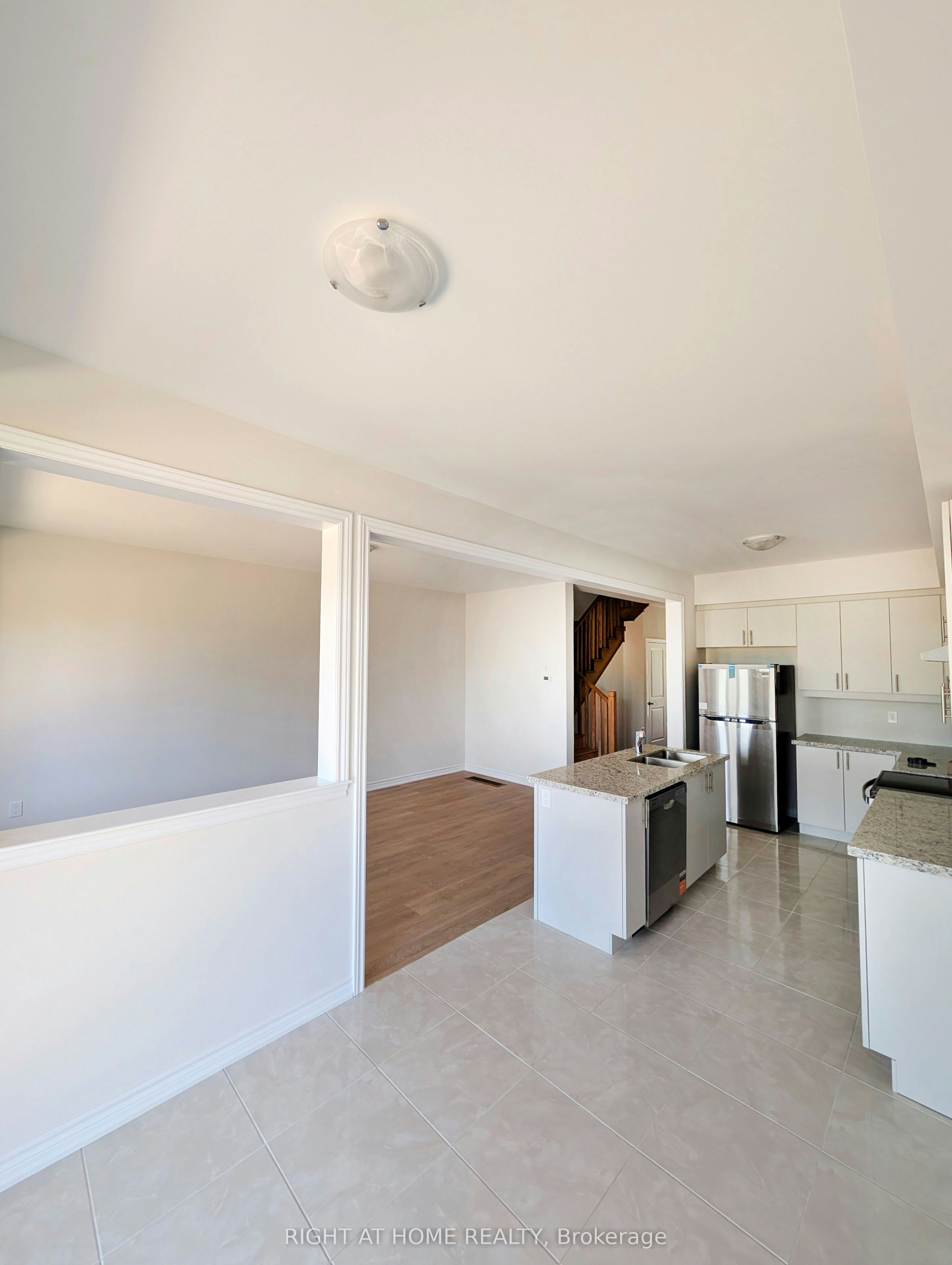 1052 Periwinkle Crescent, Woodstock, ON, N4S 7W2 - 21