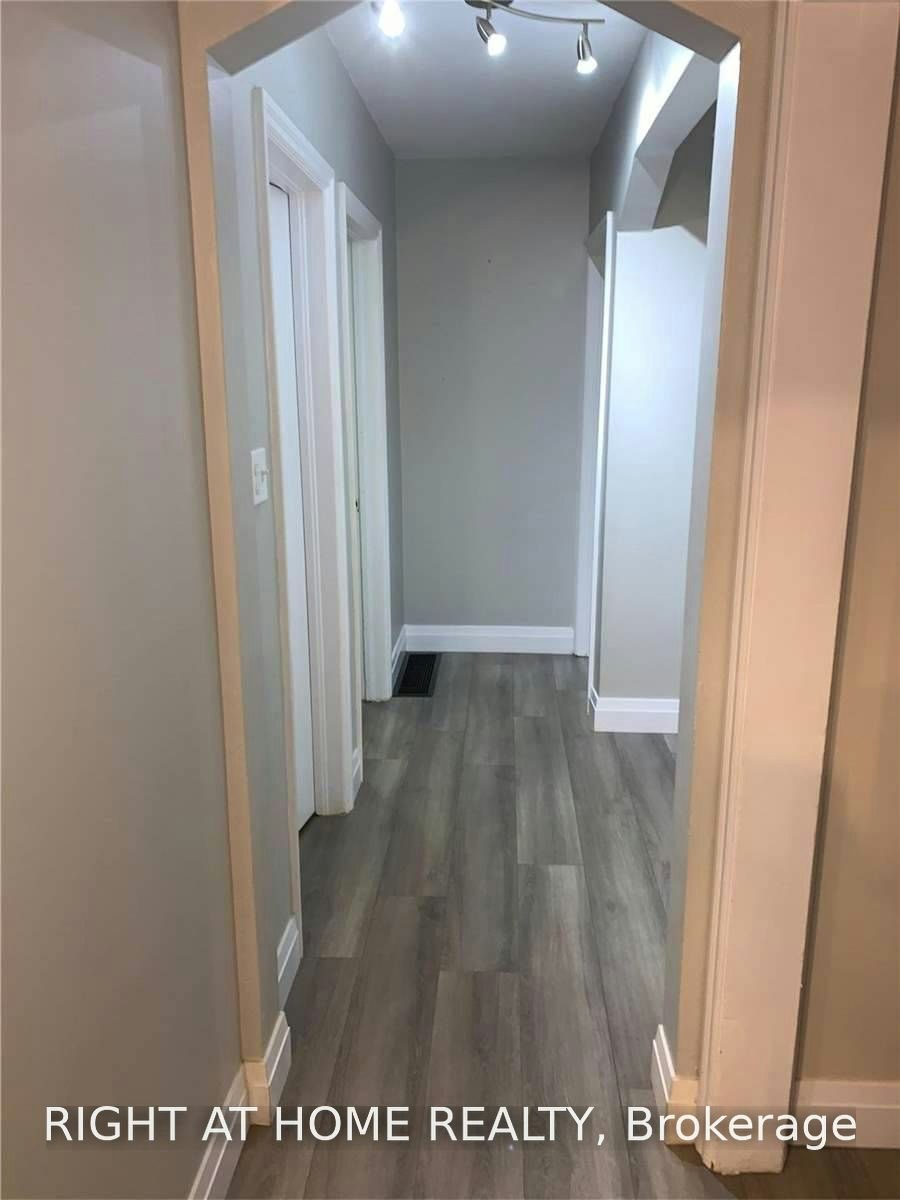 3 Martin Avenue, Cambridge, ON, N1R 3A3 - 3