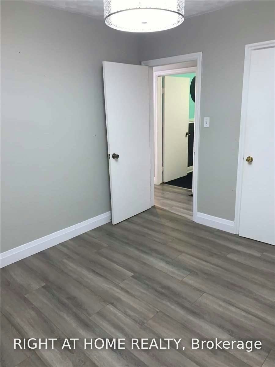 3 Martin Avenue, Cambridge, ON, N1R 3A3 - 6