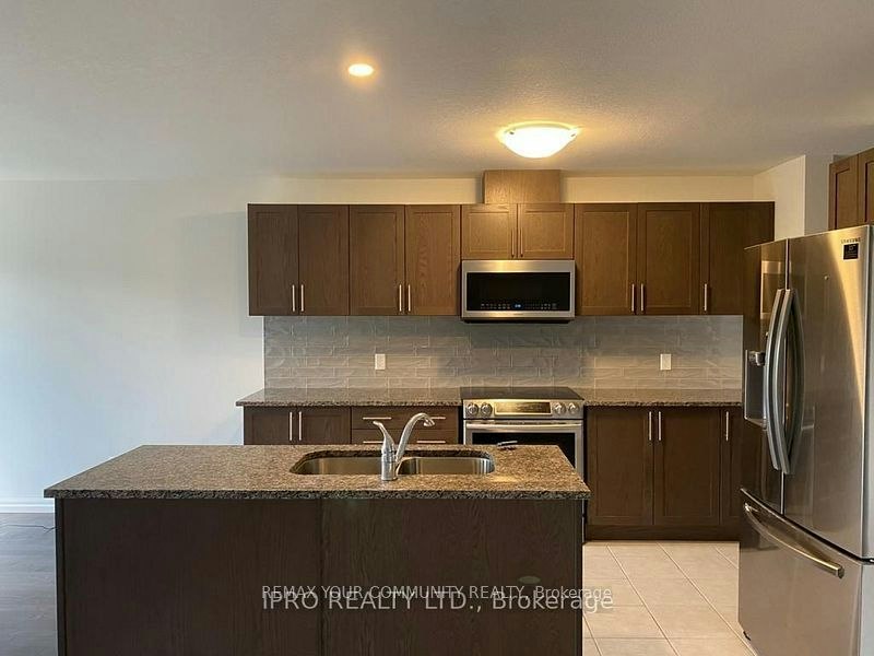 24-135 Hardcastle Drive, Cambridge, ON, N1S 0B6 - 3