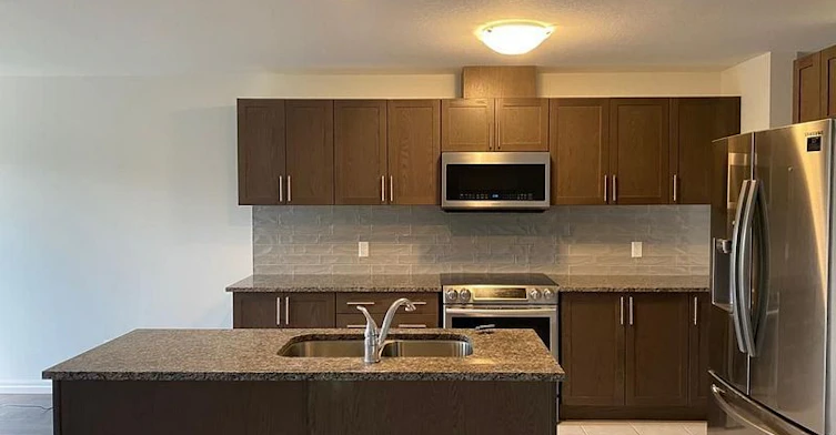 24-135 Hardcastle Drive, Cambridge, ON, N1S 0B6 - 3