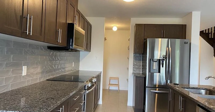 24-135 Hardcastle Drive, Cambridge, ON, N1S 0B6 - 5