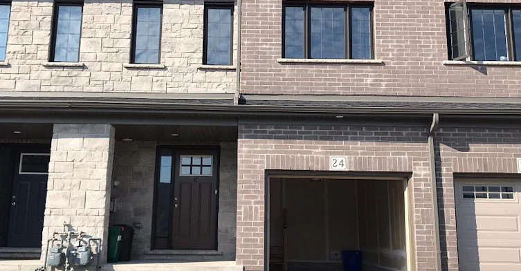 24-135 Hardcastle Drive, Cambridge, ON, N1S 0B6