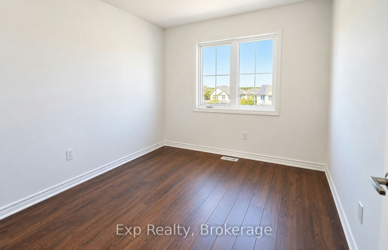 39 Lincoln Drive, Belleville, ON, K8N 0T7 - 8