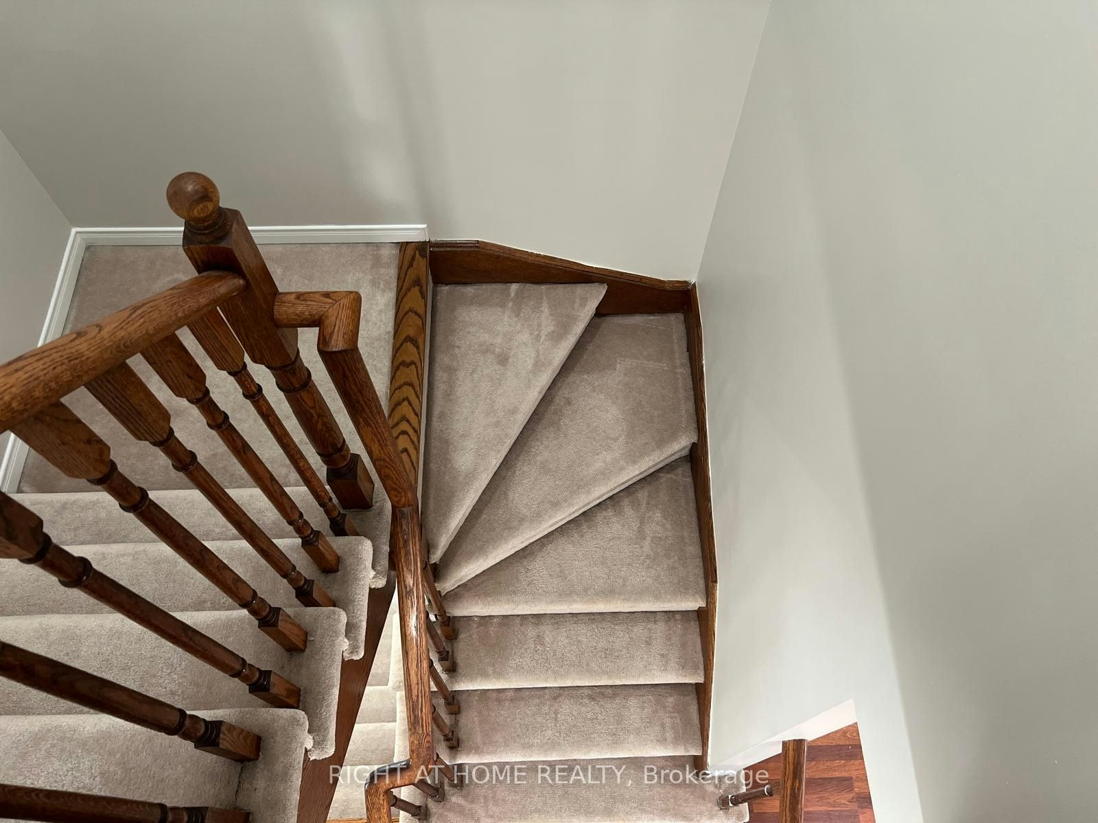 39 Golden Iris Crescent, Hamilton, ON, L8B 0R6 - 24