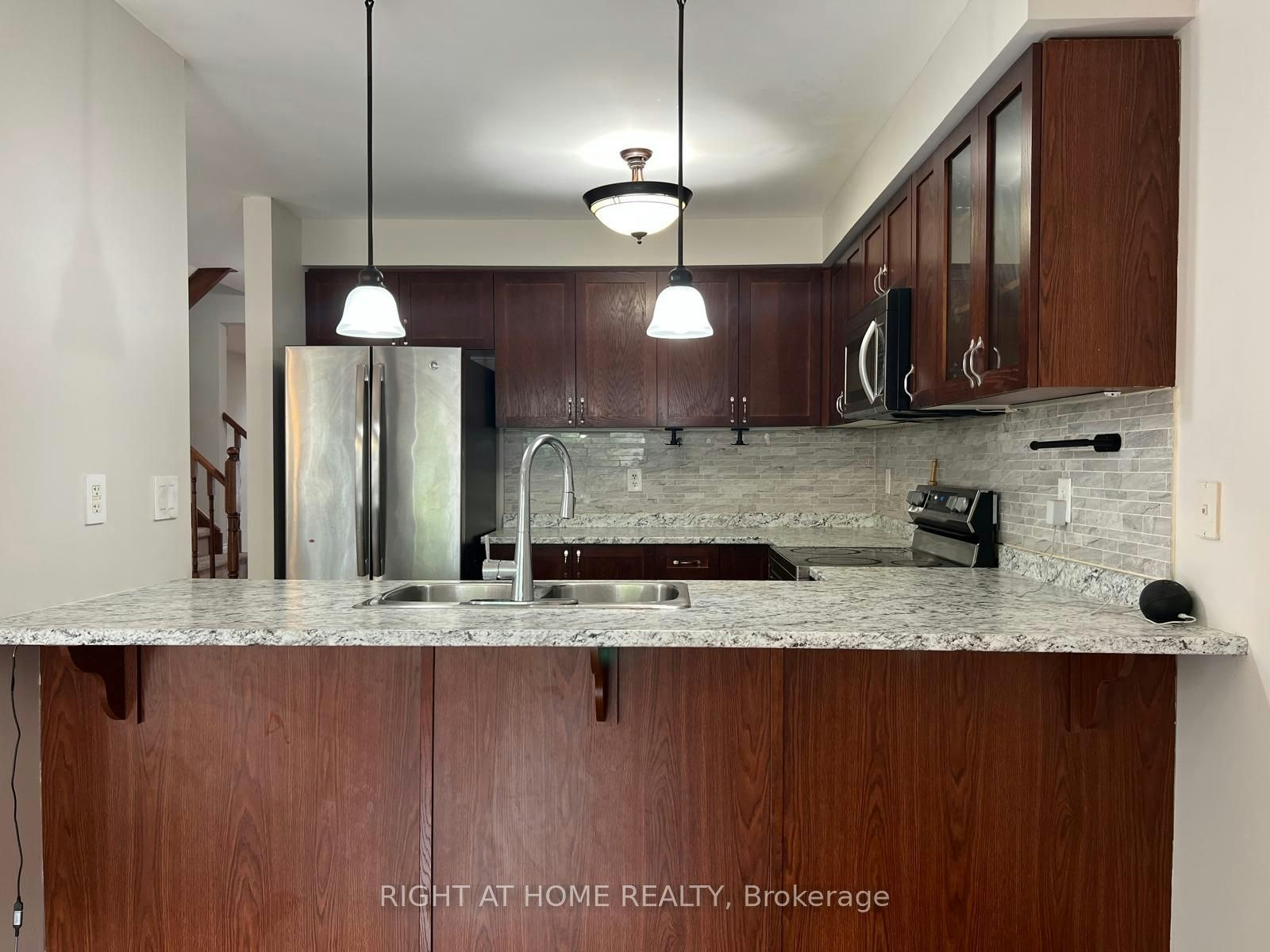 39 Golden Iris Crescent, Hamilton, ON, L8B 0R6 - 18