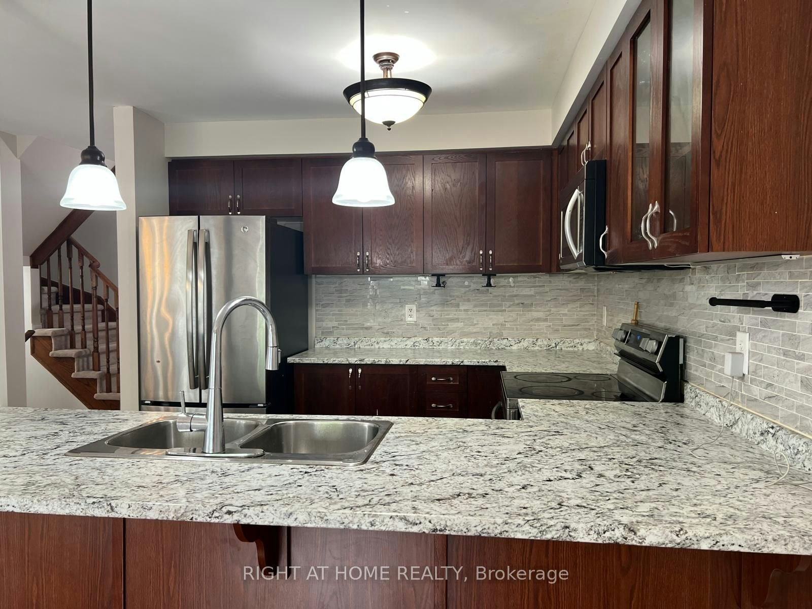39 Golden Iris Crescent, Hamilton, ON, L8B 0R6 - 21