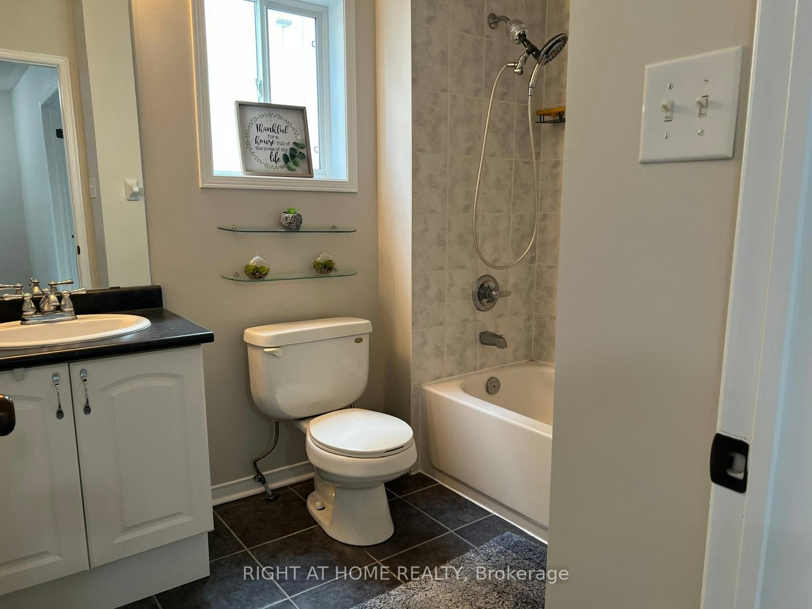 39 Golden Iris Crescent, Hamilton, ON, L8B 0R6 - 25