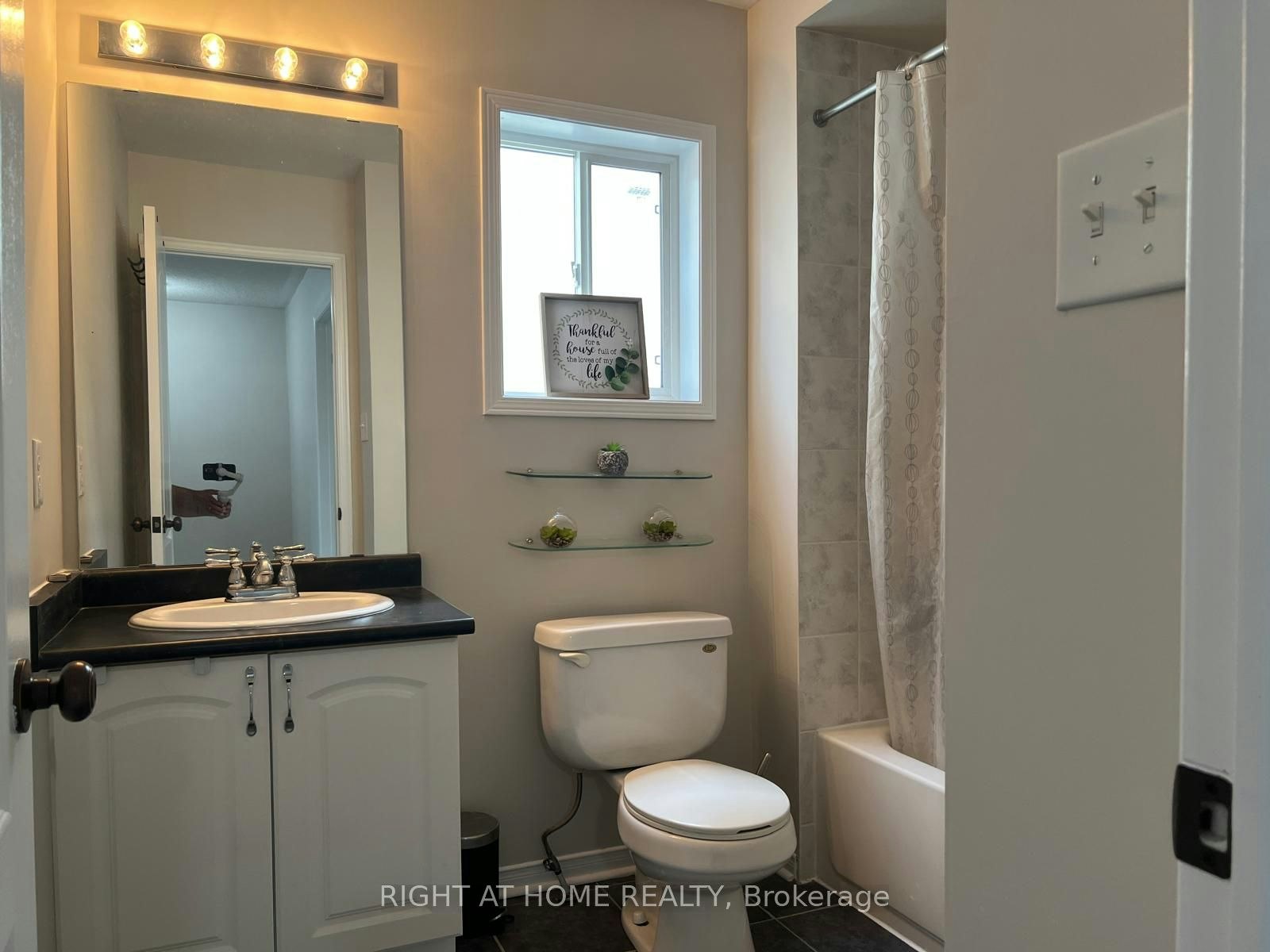 39 Golden Iris Crescent, Hamilton, ON, L8B 0R6 - 27