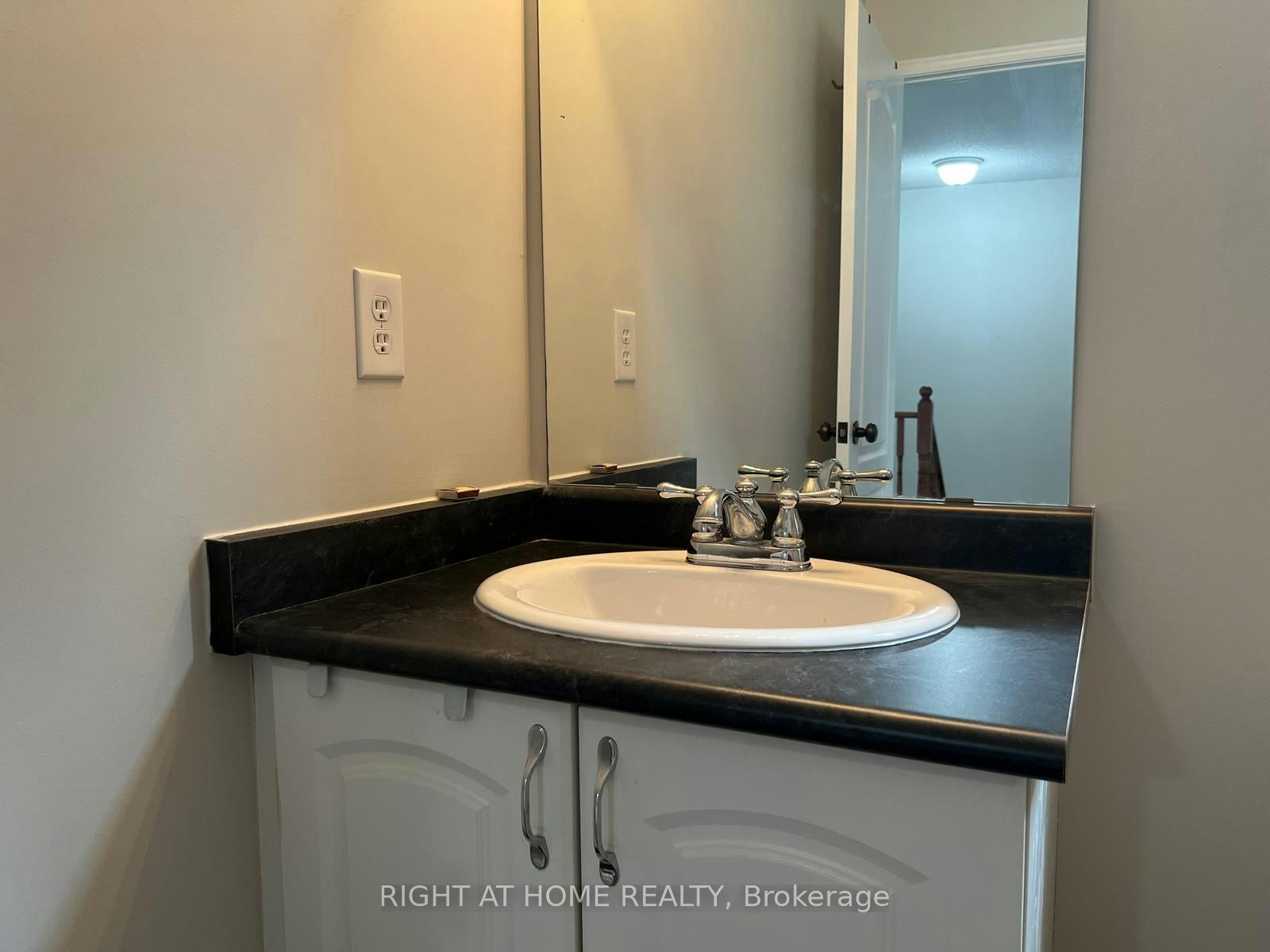 39 Golden Iris Crescent, Hamilton, ON, L8B 0R6 - 26