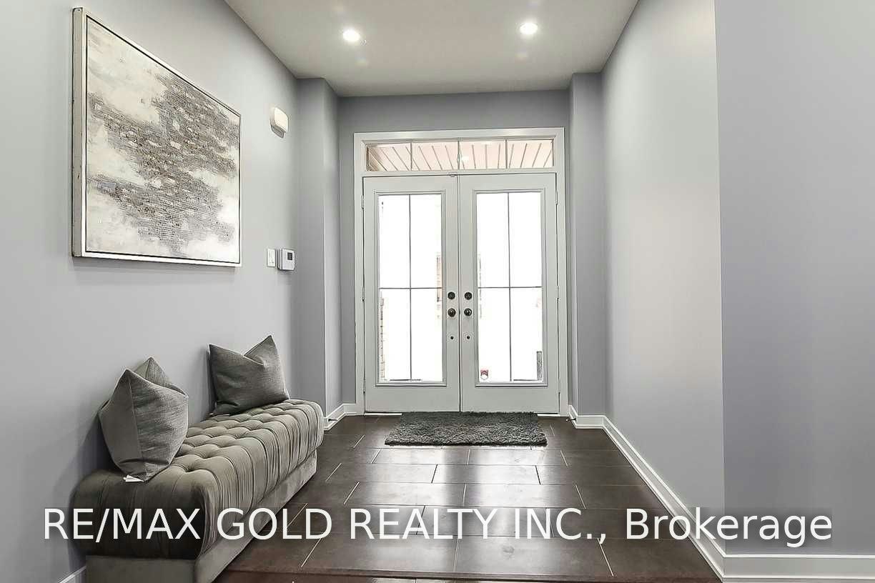 206 Crafter Crescent, Hamilton, ON, L8J 0J1 3