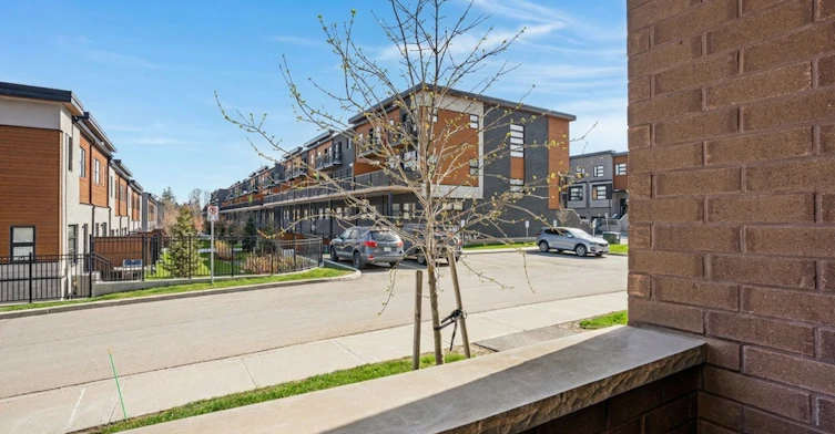 63-60 Arkell Road, Guelph, ON, N1L 0N8 - 2