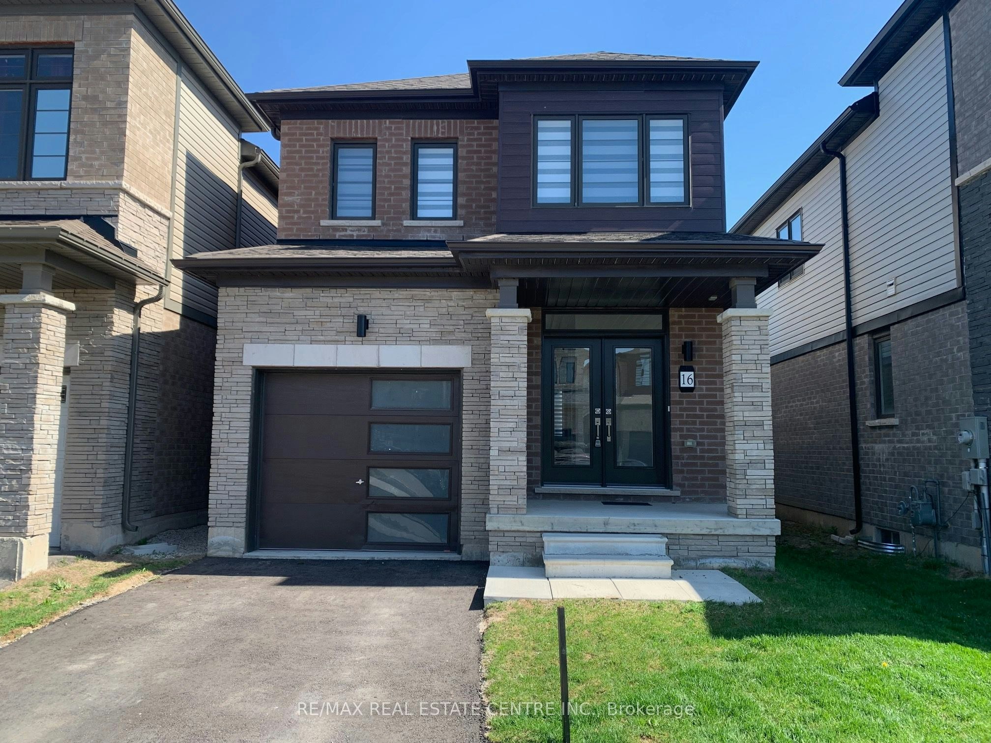 16 Monteith Drive S, Brantford, ON, N3T 0W6