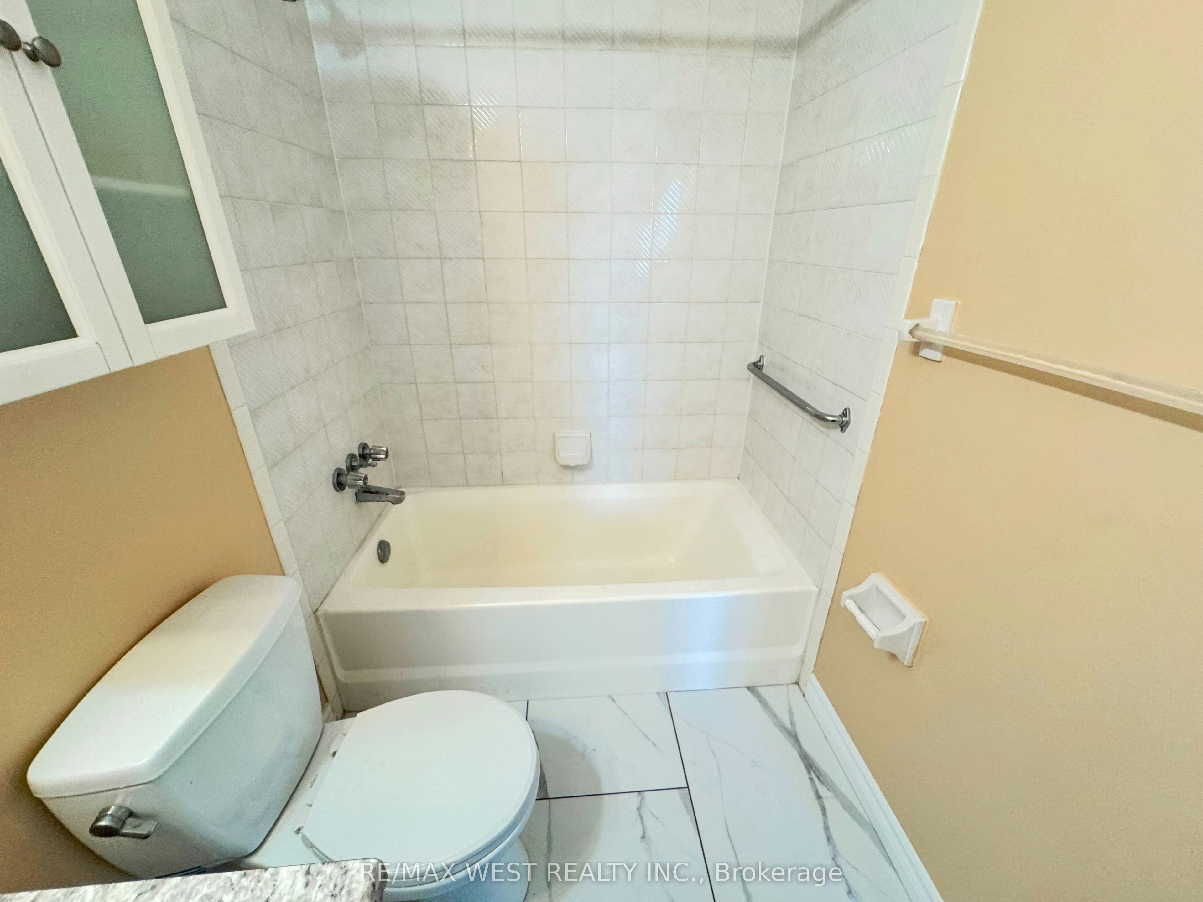 1506-55 Green Valley Drive, Kitchener, ON, N2P 1Z6 - 18