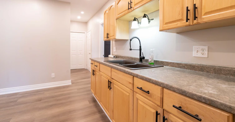 187 Erie Street, Port Colborne, ON, L3K 4M5 - 9