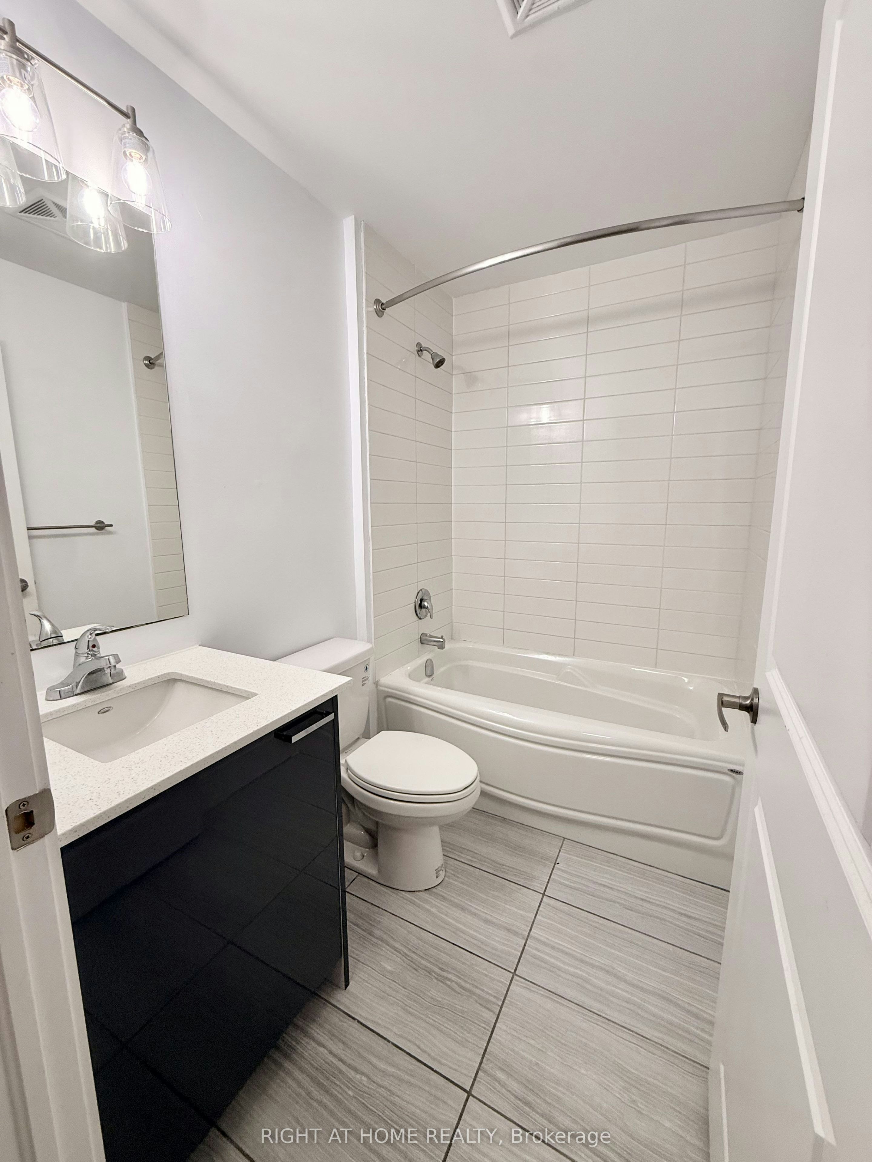 219-155 St Leger Street, Kitchener, ON, N2H 0B9 - 15
