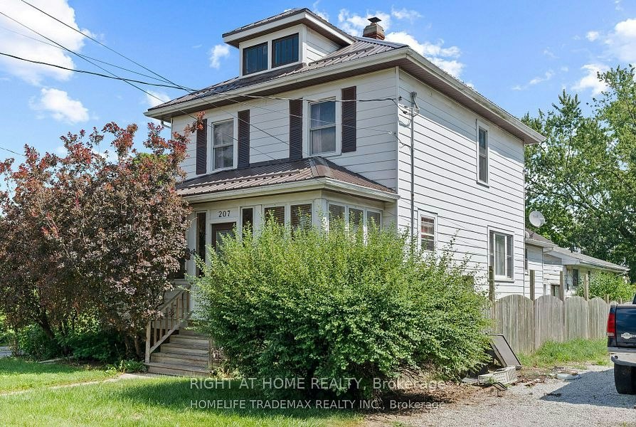 207-209 Inshes Avenue, Chatham-Kent, ON, N7M 2Z5