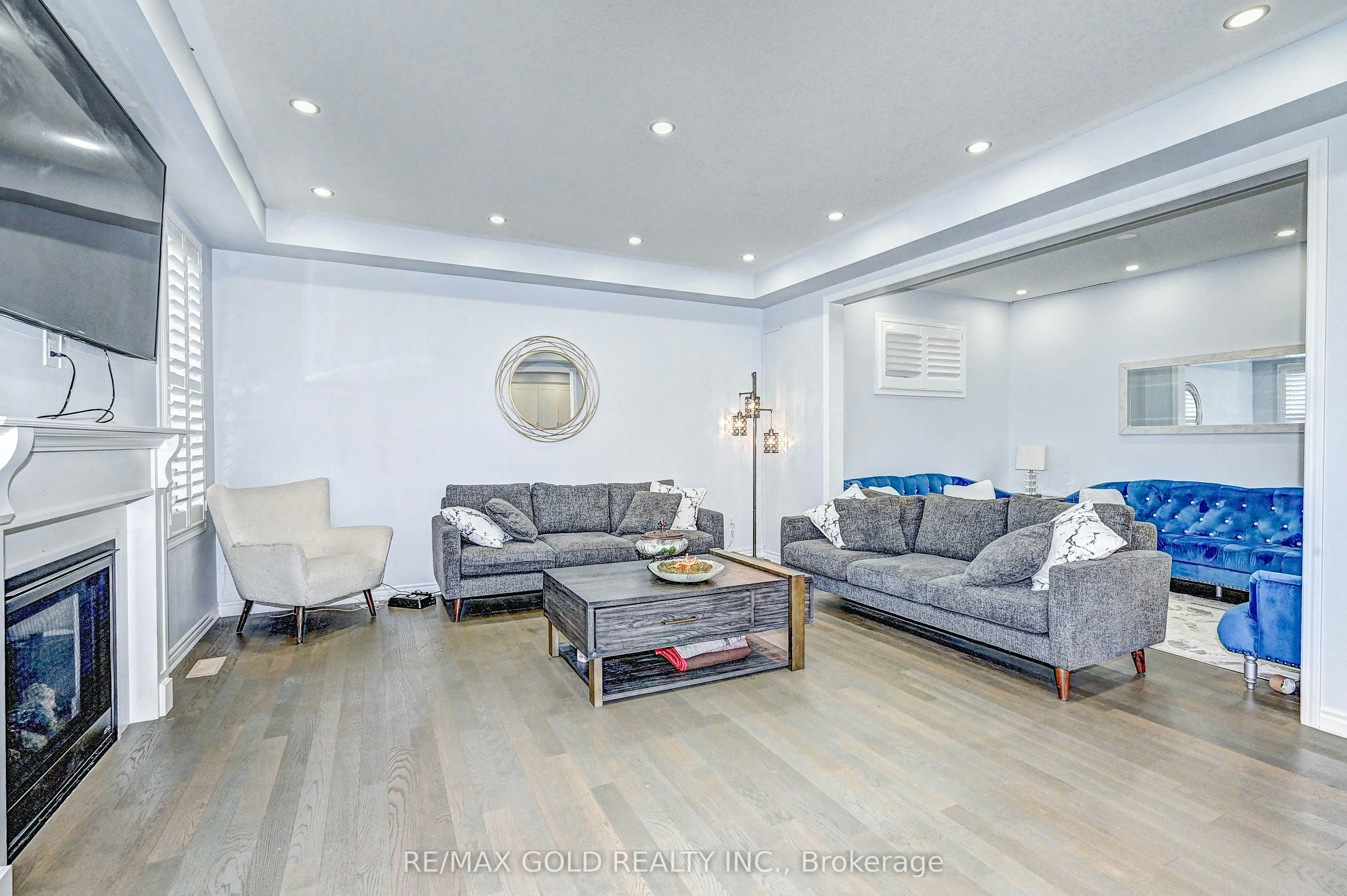 8 Dressage Trail, Cambridge, ON, N3E 0C3 - 11