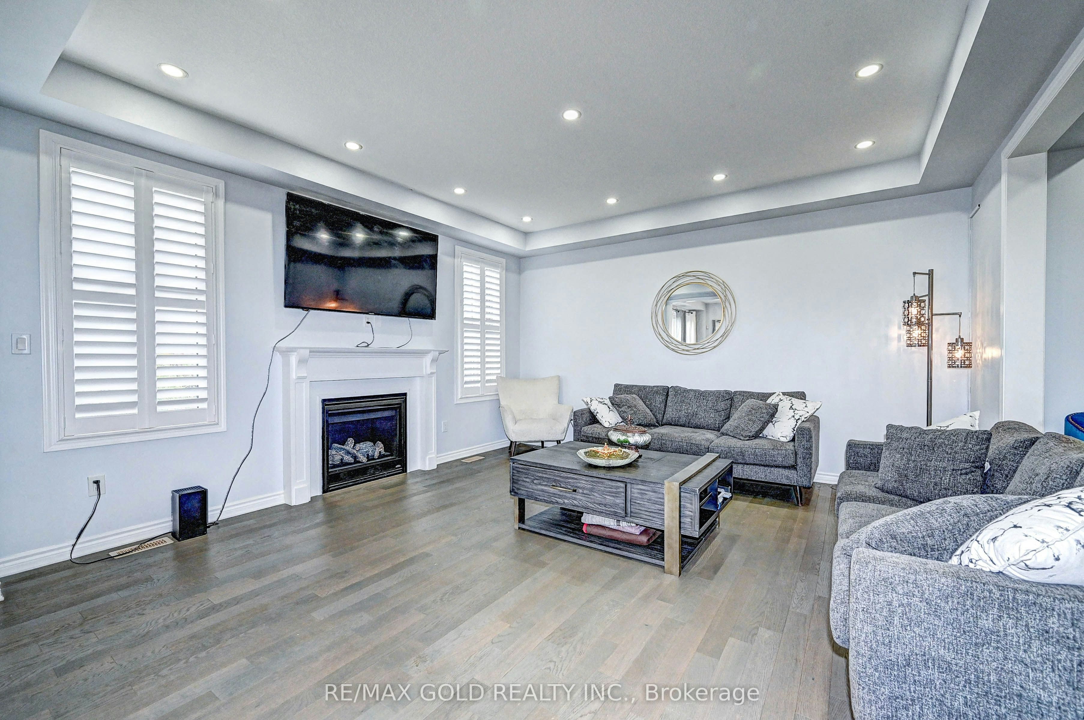 8 Dressage Trail, Cambridge, ON, N3E 0C3 - 12