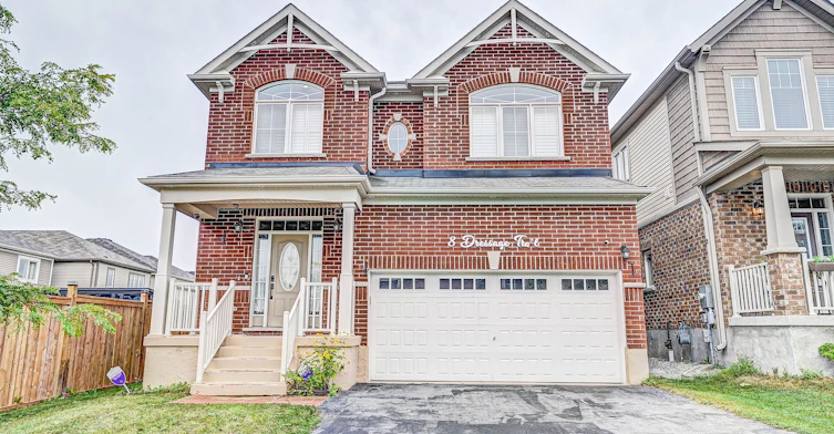 8 Dressage Trail, Cambridge, ON, N3E 0C3