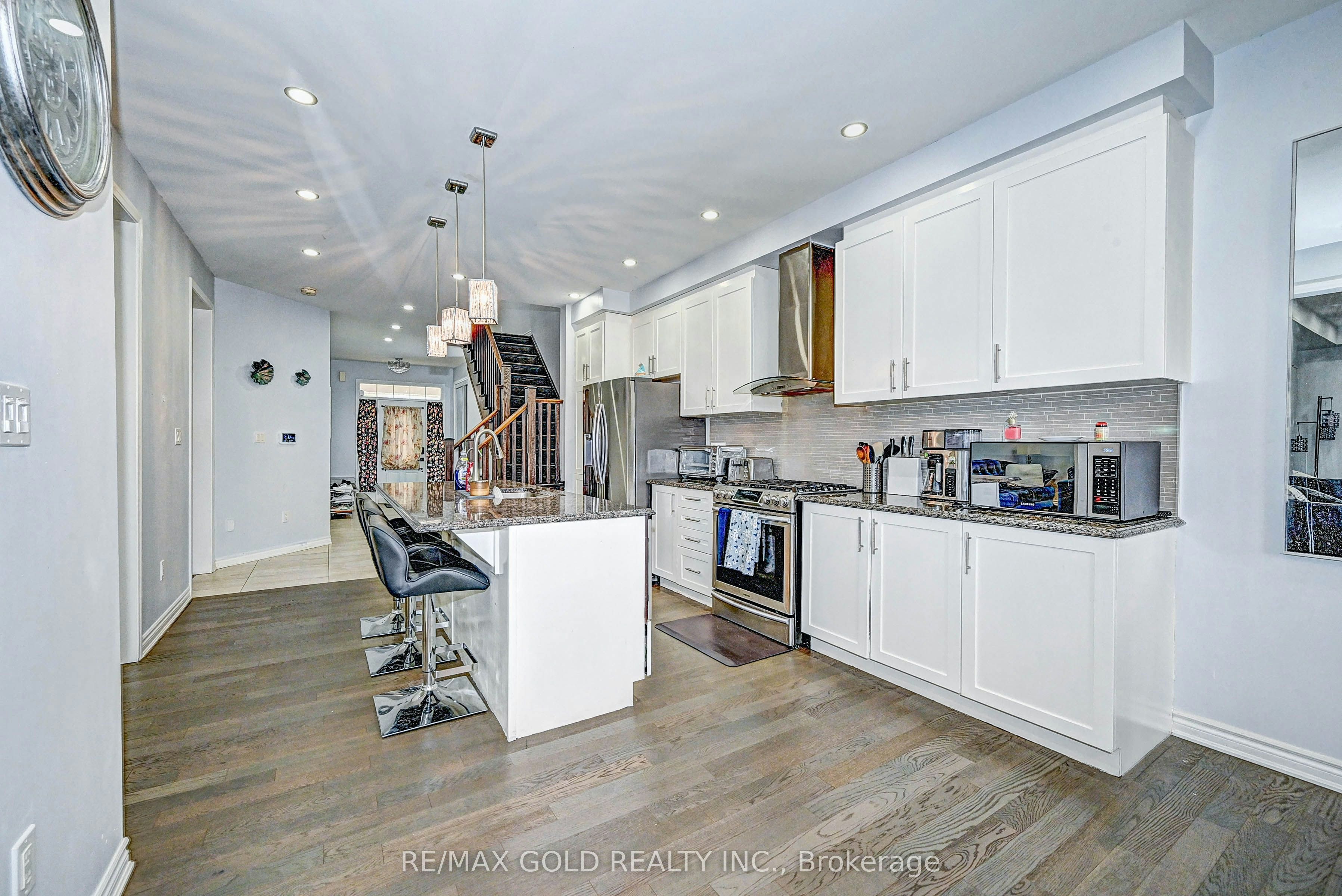 8 Dressage Trail, Cambridge, ON, N3E 0C3 - 17