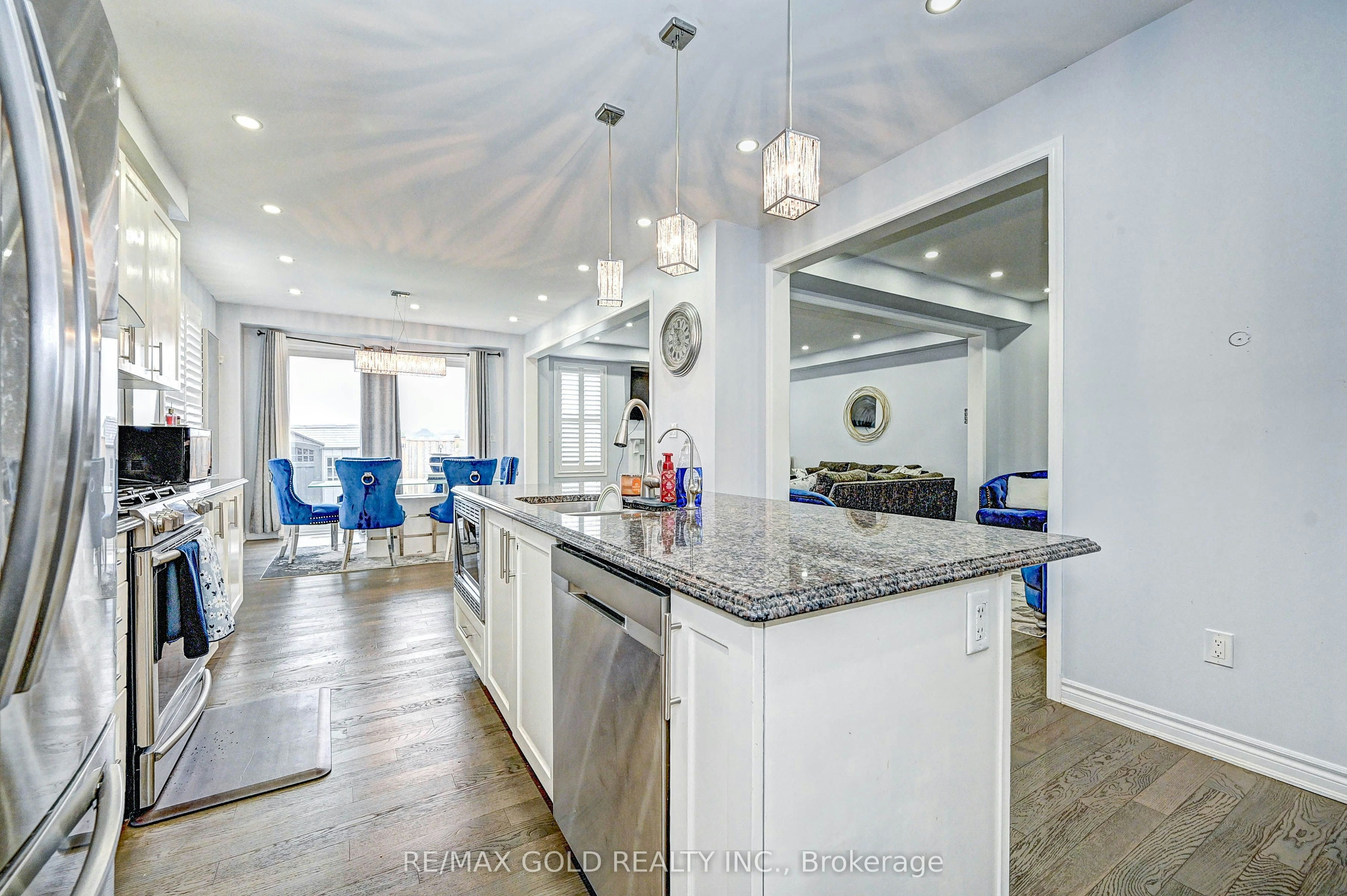 8 Dressage Trail, Cambridge, ON, N3E 0C3 - 15