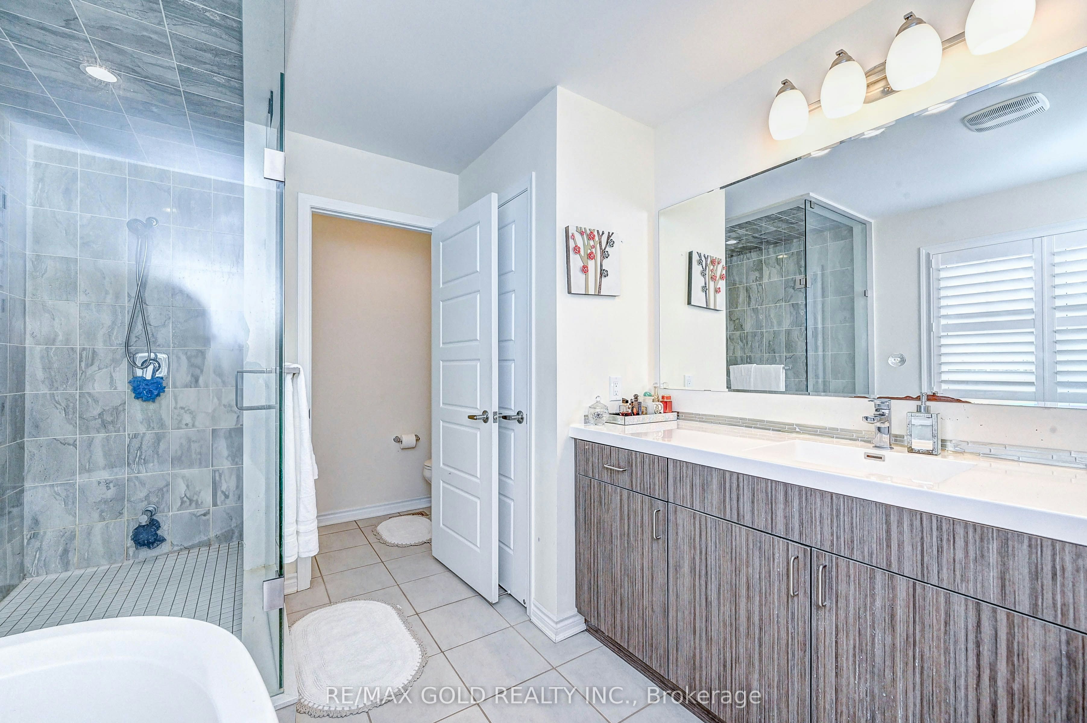 8 Dressage Trail, Cambridge, ON, N3E 0C3 - 32