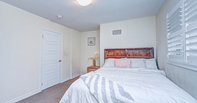 8 Dressage Trail, Cambridge, ON, N3E 0C3 - 44