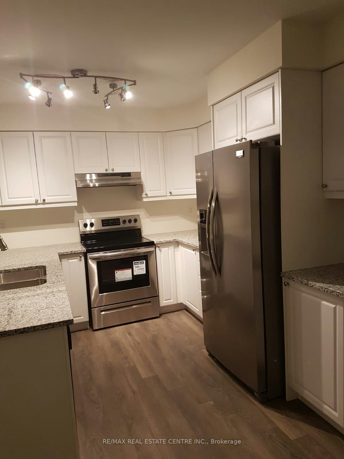 8 Watermill Street, Kitchener, ON, N2P 0H5 - 27